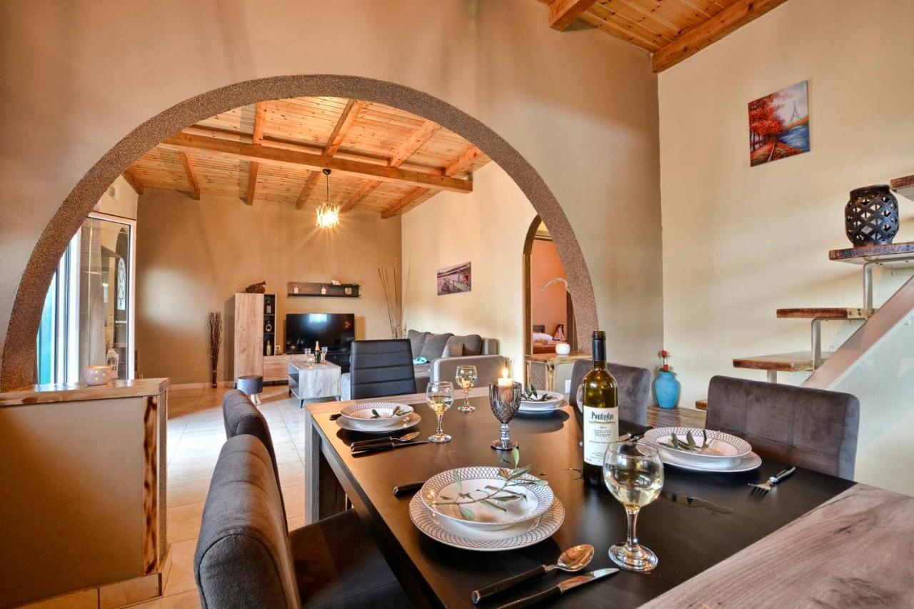 Elizabeth Country House Agios Matthaios  ภายนอก รูปภาพ