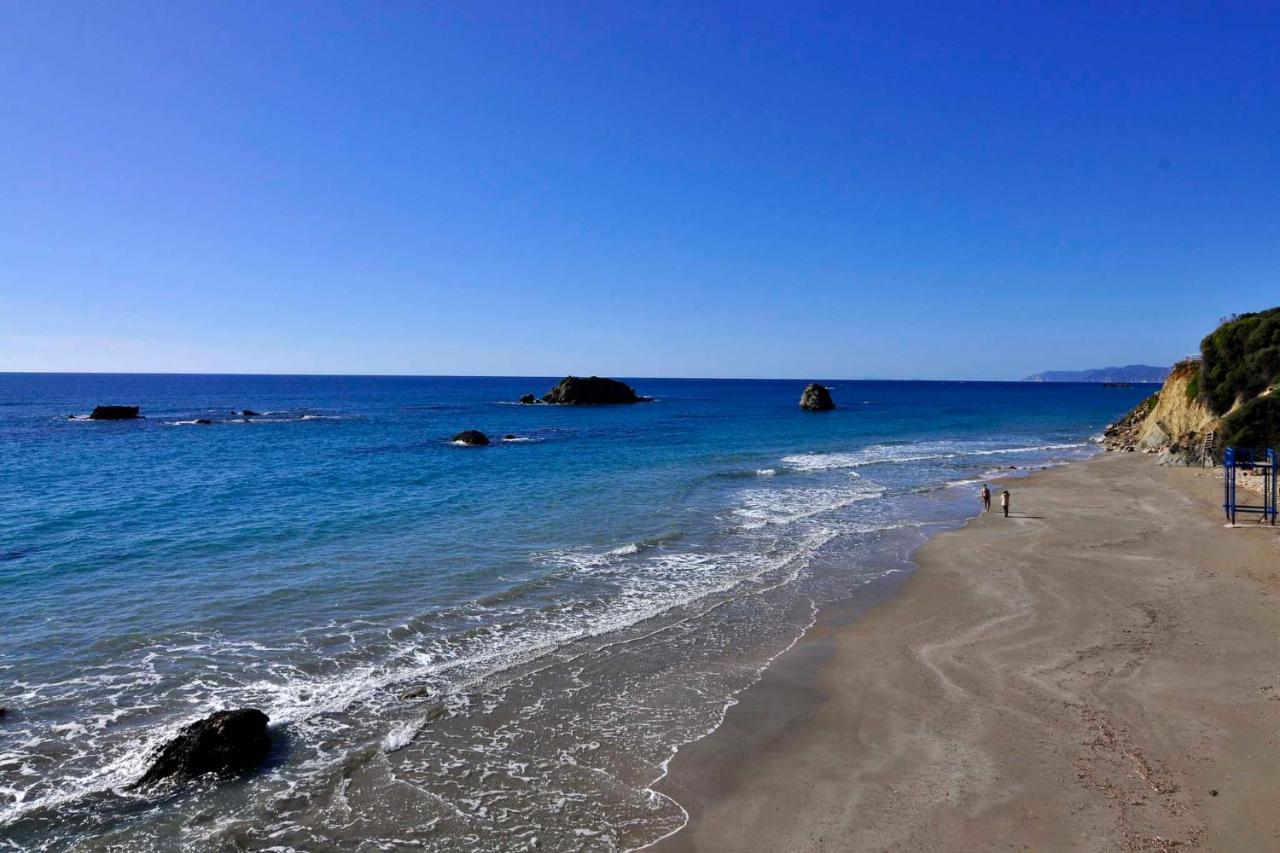 Elizabeth Country House Agios Matthaios  ภายนอก รูปภาพ