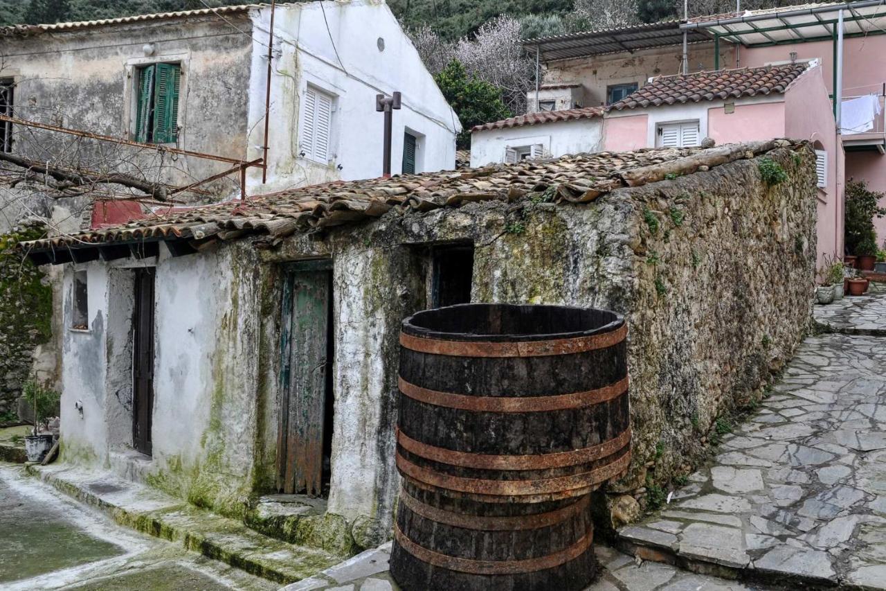 Elizabeth Country House Agios Matthaios  ภายนอก รูปภาพ