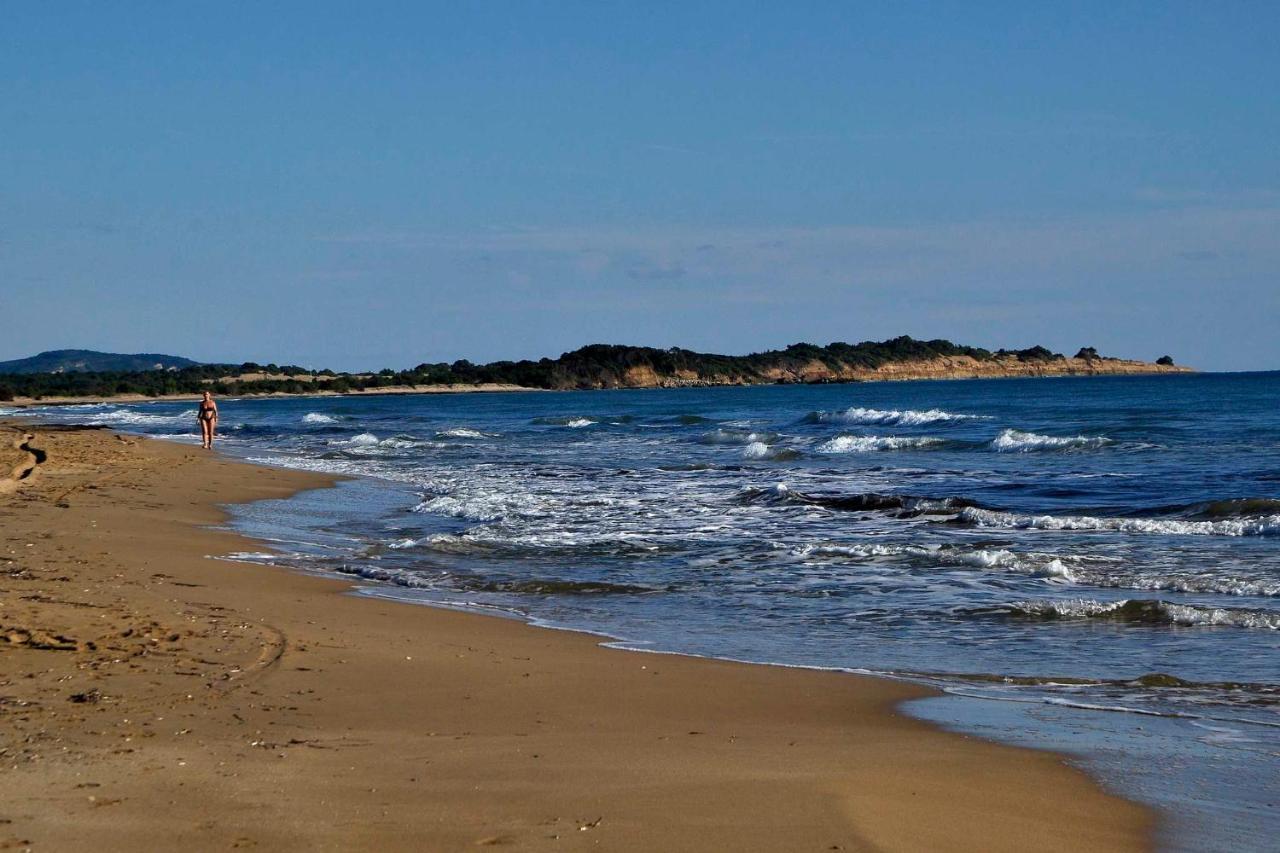 Elizabeth Country House Agios Matthaios  ภายนอก รูปภาพ